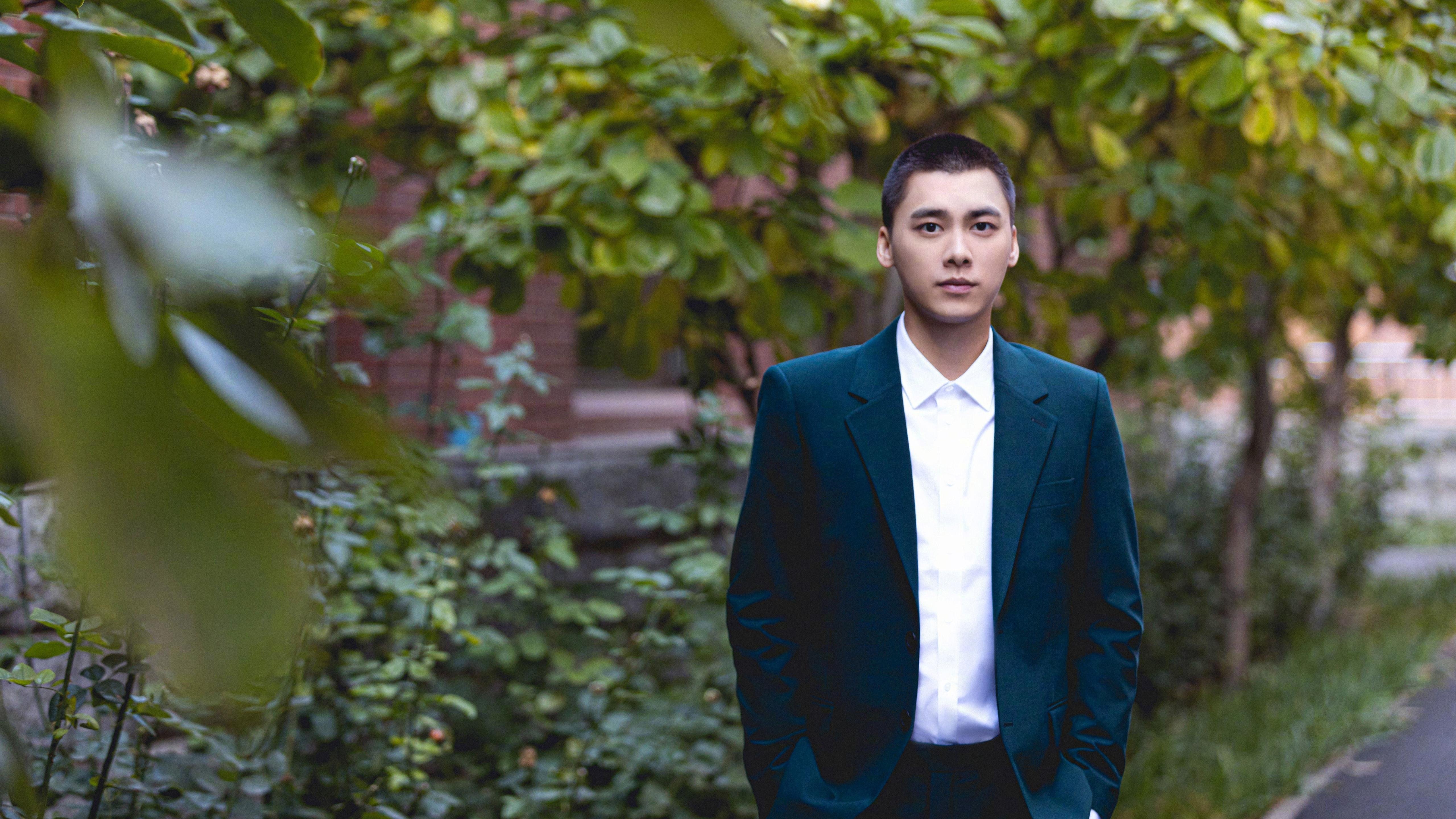 德甲俱乐部球场停车配套升级对周边商圈的带动效益，德甲的球场是不是小些