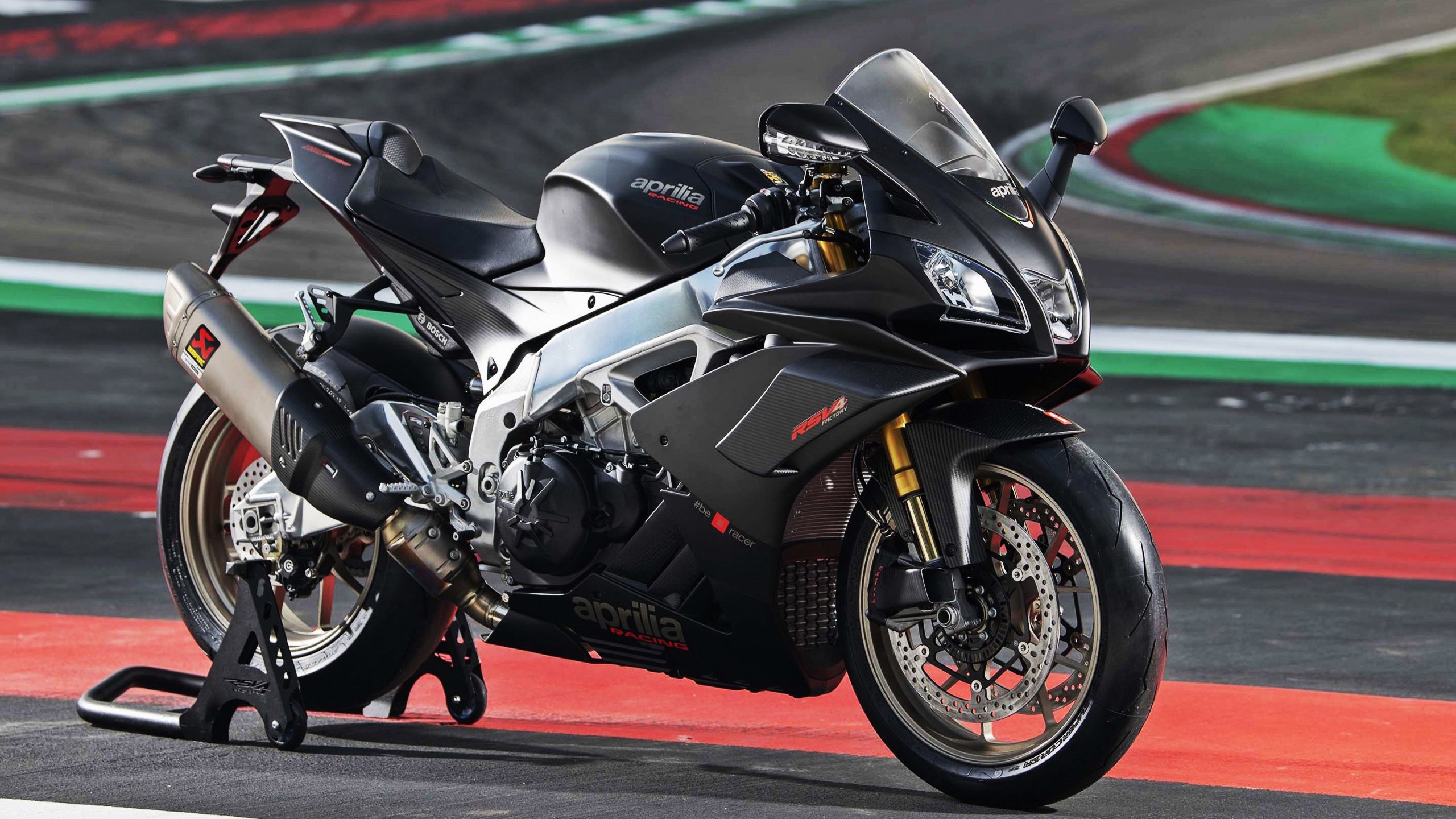 西甲VAR系统语义分析提高裁判判罚一致性研究,var裁判是什么意思